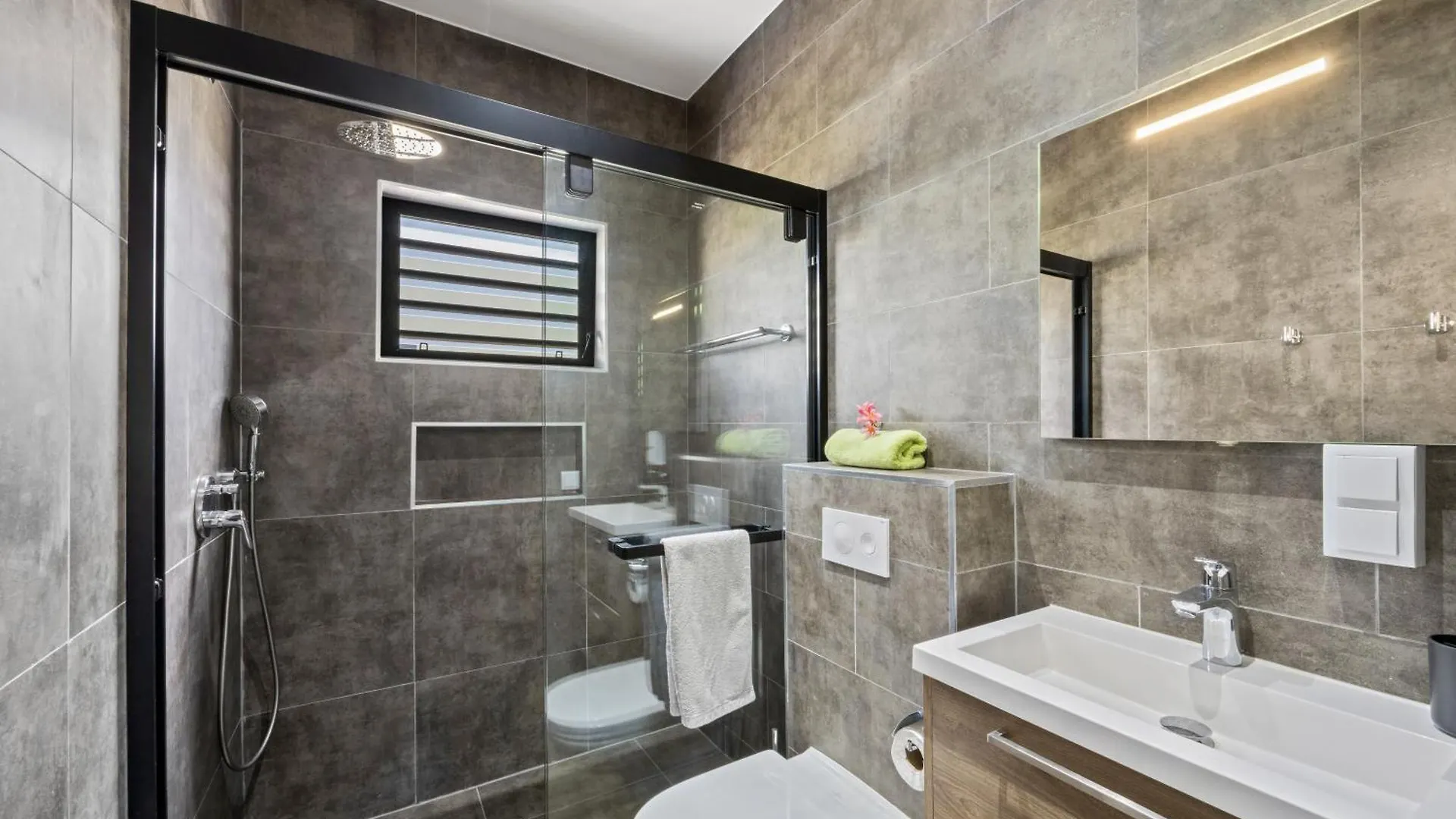 Villa Amber Met Privezwembad, Mambo Beach Willemstad