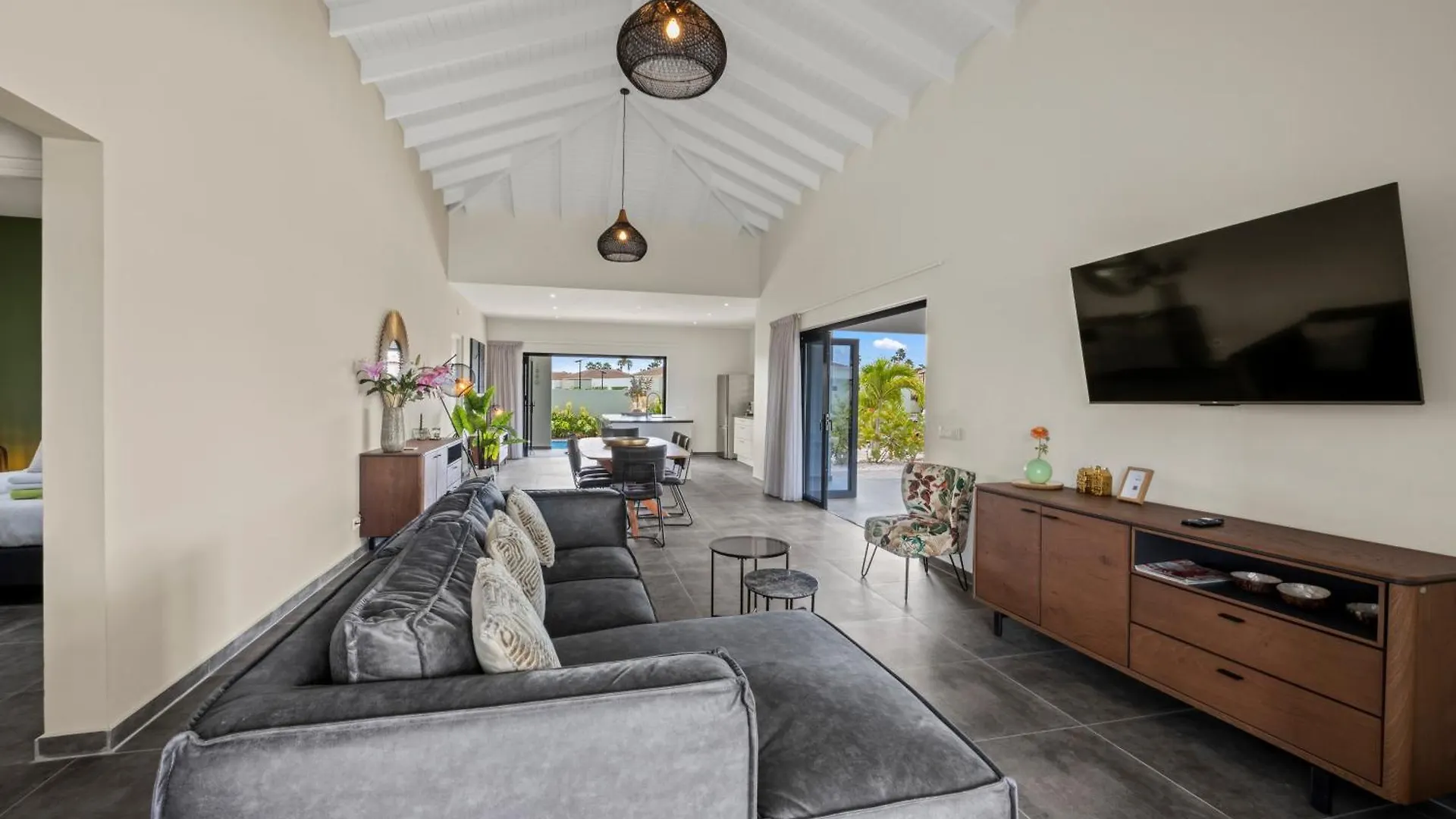 Apartamento Villa Amber Met Privezwembad, Mambo Beach Willemstad