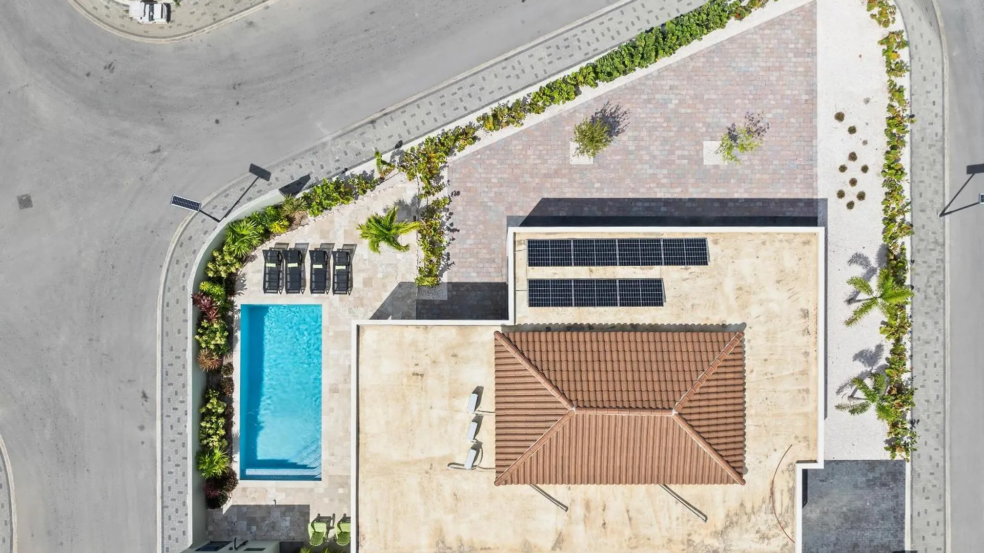Villa Amber Met Privezwembad, Mambo Beach Willemstad