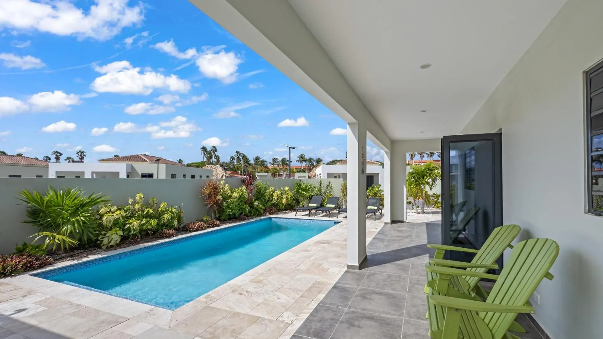 Apartamento Villa Amber Met Privezwembad, Mambo Beach Willemstad Curaçao