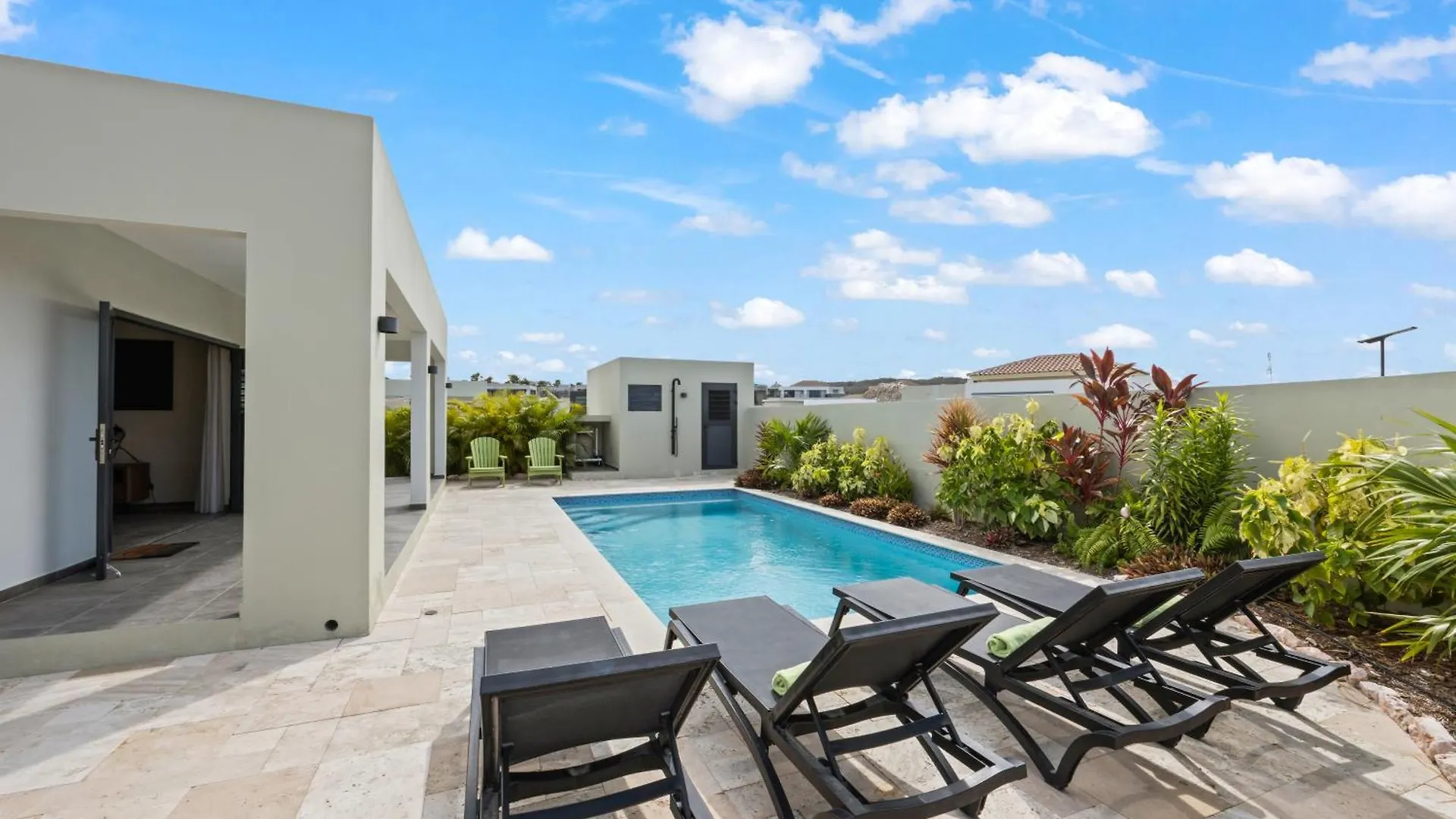 Apartamento Villa Amber Met Privezwembad, Mambo Beach Willemstad
