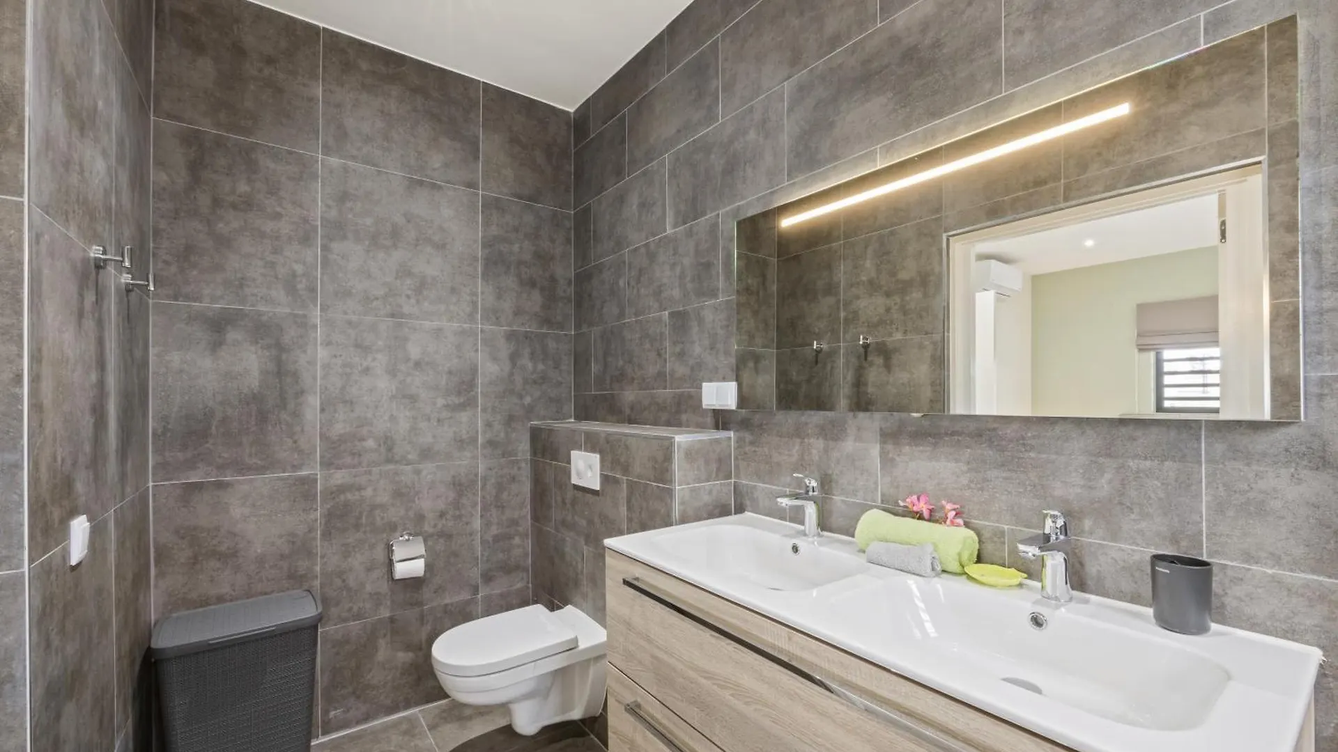 Apartamento Villa Amber Met Privezwembad, Mambo Beach Willemstad Curaçao